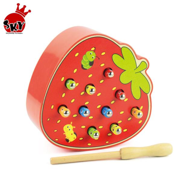 Educational Wooden Toys 3D kit Puzzle Toys Catch Worm Game Magnetic Strawberry Apple Toy