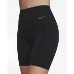 Nike Universa
