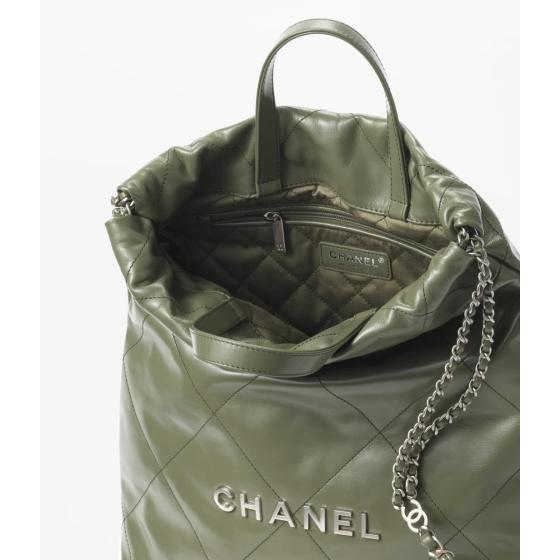 2024/25 Fall/Winter Preview Collection CHANEL 22 Backpack