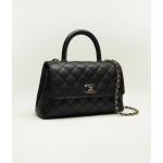 Flap bag with handle