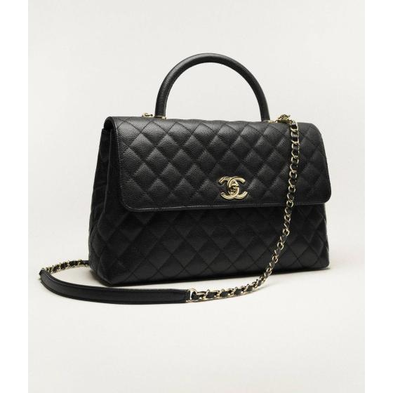 Maxi flap bag with handle