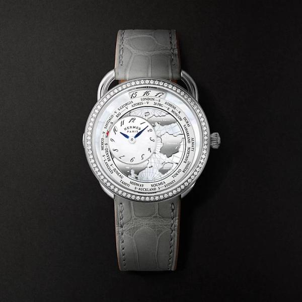 Arceau Le Temps Voyageur watch, large model, 38 mm
