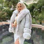 2024 New Women's Fox Fur Coat 100% True Fox Fur Coat Flip Collar Clothing Winter Warm Fashion